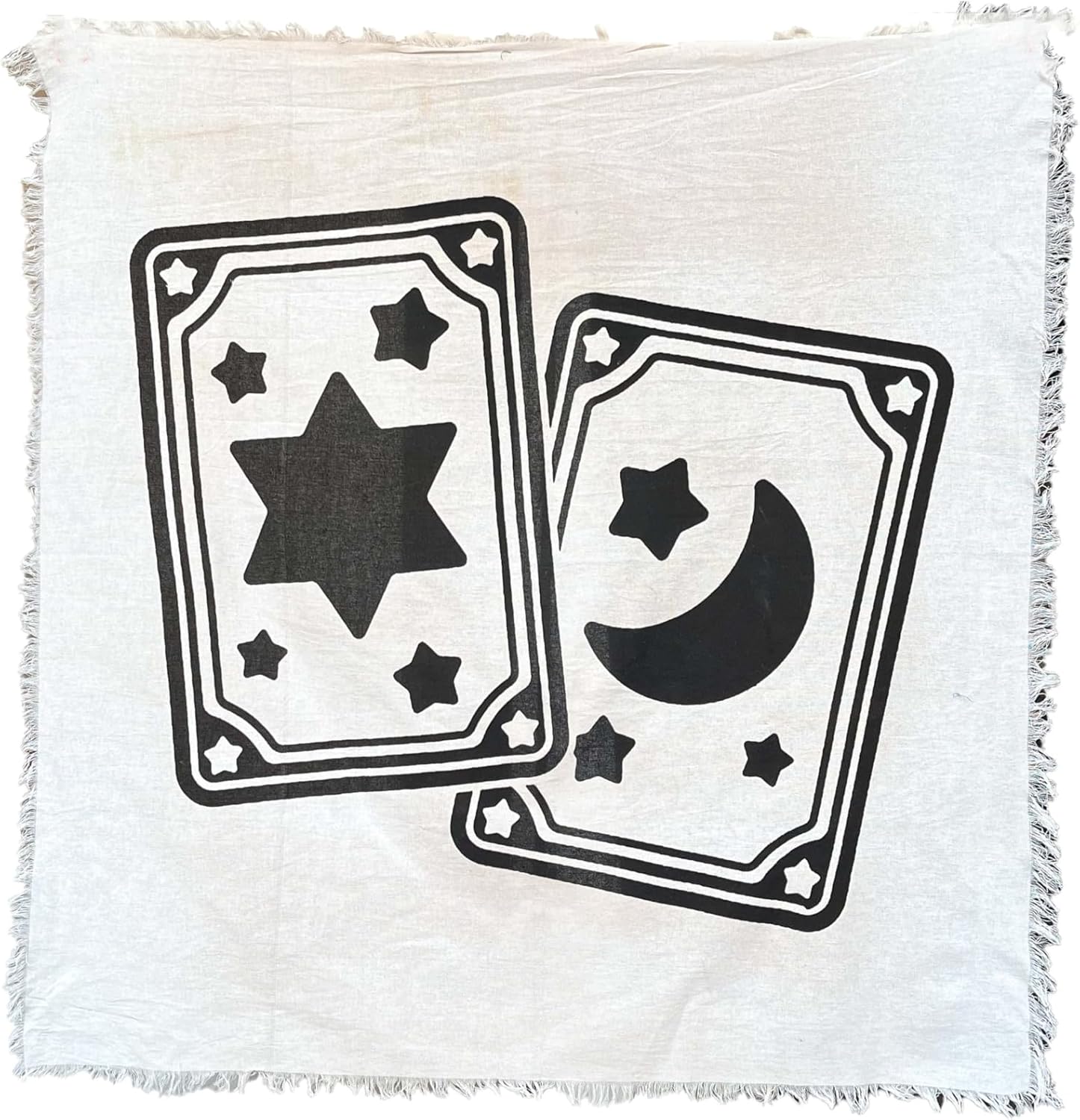 THE ART BOX Nappe d'autel, Tapis de Tarot, Fournitures de Sorcellerie – 61 x 61 cm – Tissu d'alter céleste Spirituel Wiccan avec Franges (Cartes étoiles, lunes, Noir et Blanc) 24x24 inch Noir et Blanc