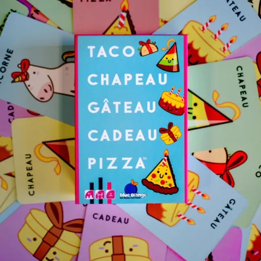 Taco Chapeau Gâteau Cadeau Pizza - Cadeau d'anniversaire Idéal - Jeu d'Ambiance Fun et Délirant - dès 8 Ans, en Famille ou Entre Amis