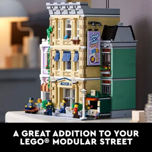 Test LEGO Creator Expert - Polizeistation Classic : une grosse maquette de commissariat pour les fans de modulars