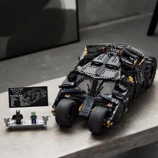 Test LEGO DC Batman Batmobile Tumbler 76240 : la grosse voiture de geek qui finit en vitrine