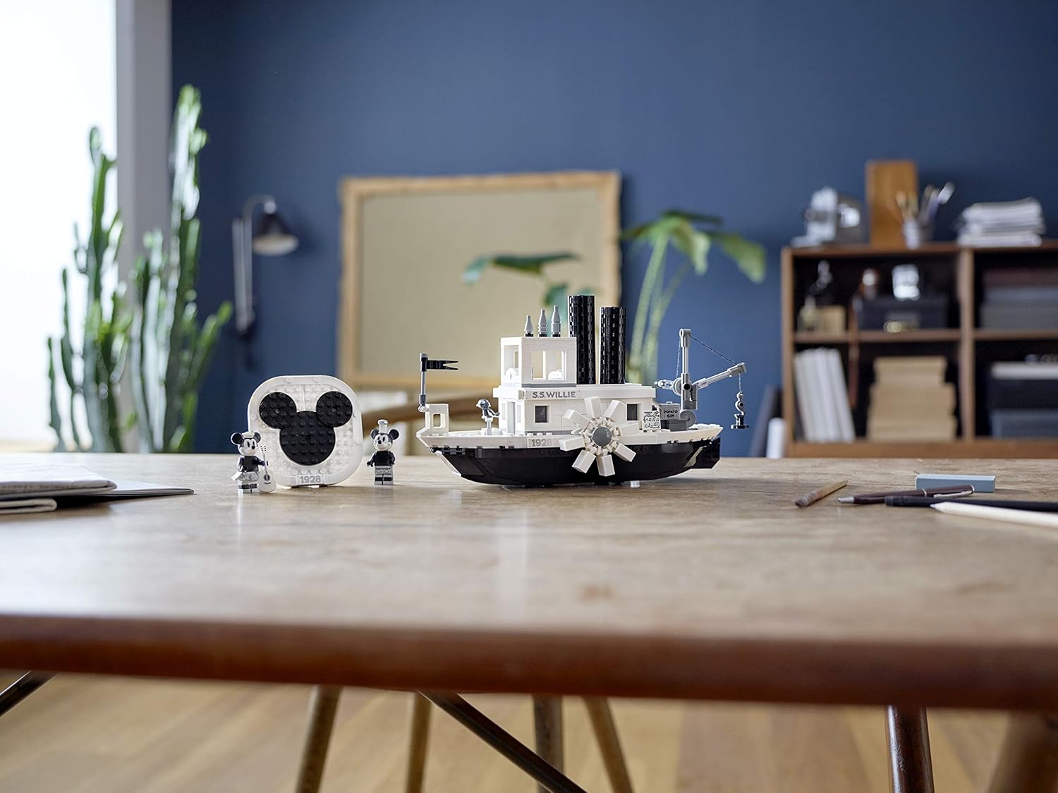 21317 Ideas Disney Steamboat Willie Vintage Collection