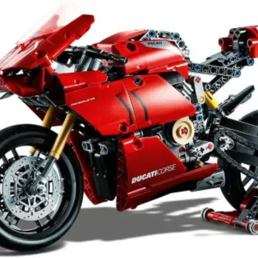 Test LEGO 42107 Ducati Panigale V4 R : la moto Technic qui en jette sur l’étagère
