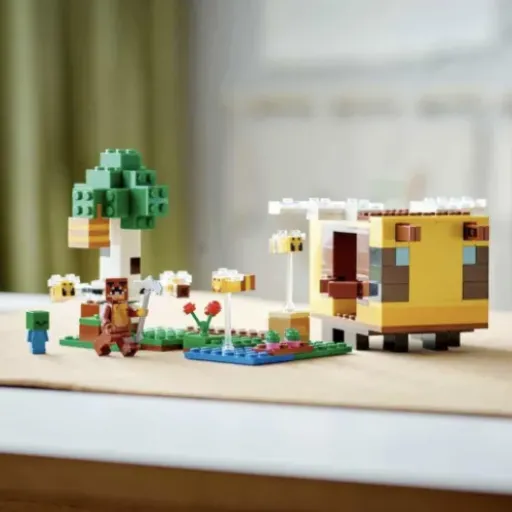 Test LEGO 21241 Minecraft La Cabane Abeille : un petit set sympa pour les fans du jeu
