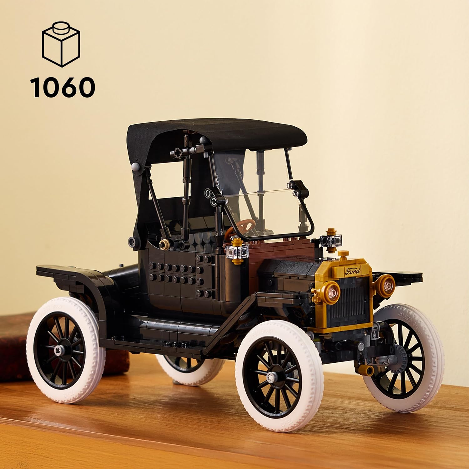 Icons Ford Model T - Maquette de Voiture Rétro pour Adulte - Décoration Collector avec Toit en Tissu, Hautes Jantes & Pare-Brise Rabattable - Cadeau DIY pour Fans de Véhicules Classiques 11376